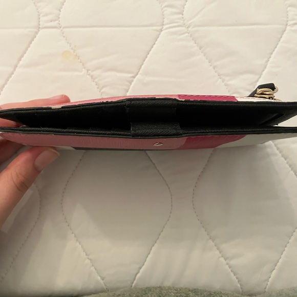 COPY - Kate Spade pink, white, black bifold wallet - Picture 4 of 7